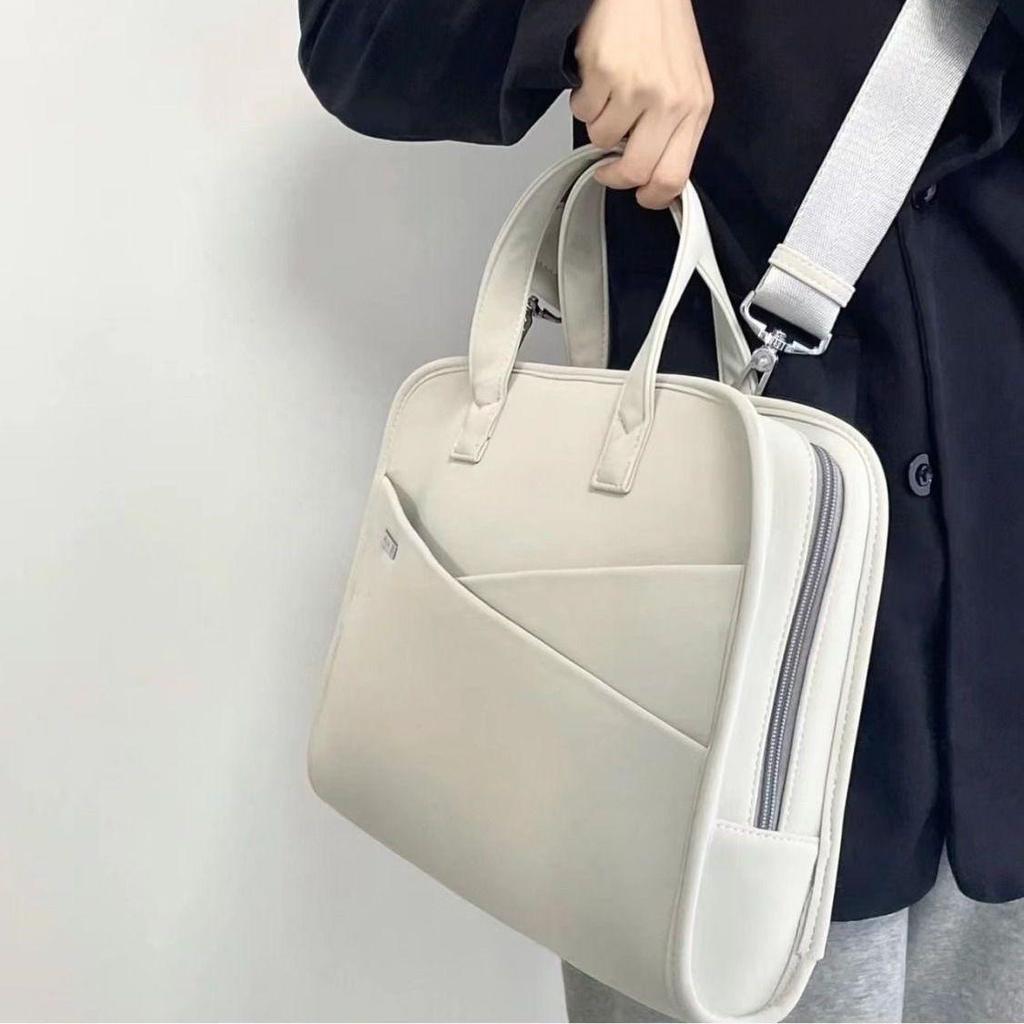 Fashionable Versatile Waterproof Messenger Tote - Large Capacity, Durable Texture for Travel & Outings - Suitable for Middle-Aged & Young Adults