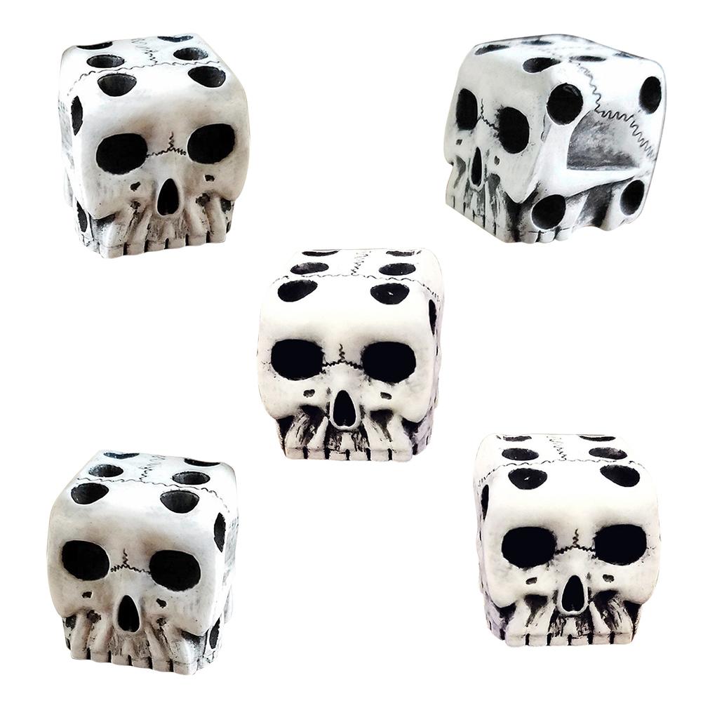 5 ks Halloweenské kostky s bílou kostkou Dekorativní mini kostky na hraní s kostlivcem pro klubovou hospodu Halloween
