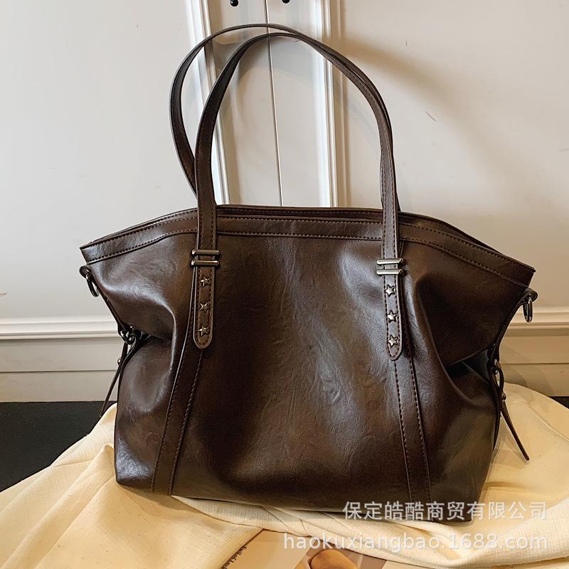 2025 Autumn and Winter New High-end Large-capacity Tote Bag Versatile Commuter Messenger Bag Fashionable Shoulder Armpit Bag