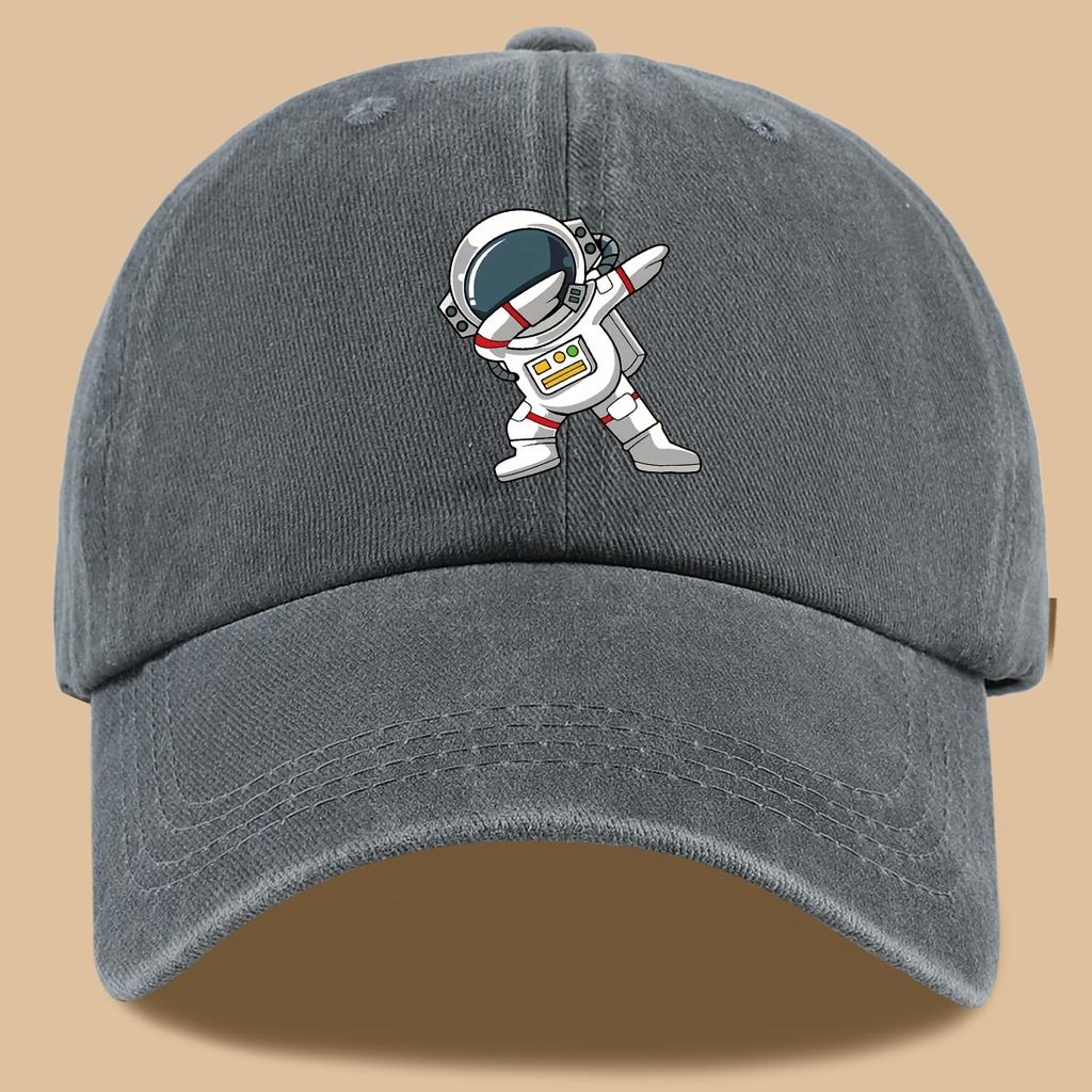Retro Astronaut Pattern Outdoor Adventure Classic Baseball Cap with Adjustable Breathable Design, Ideal Travel Gift