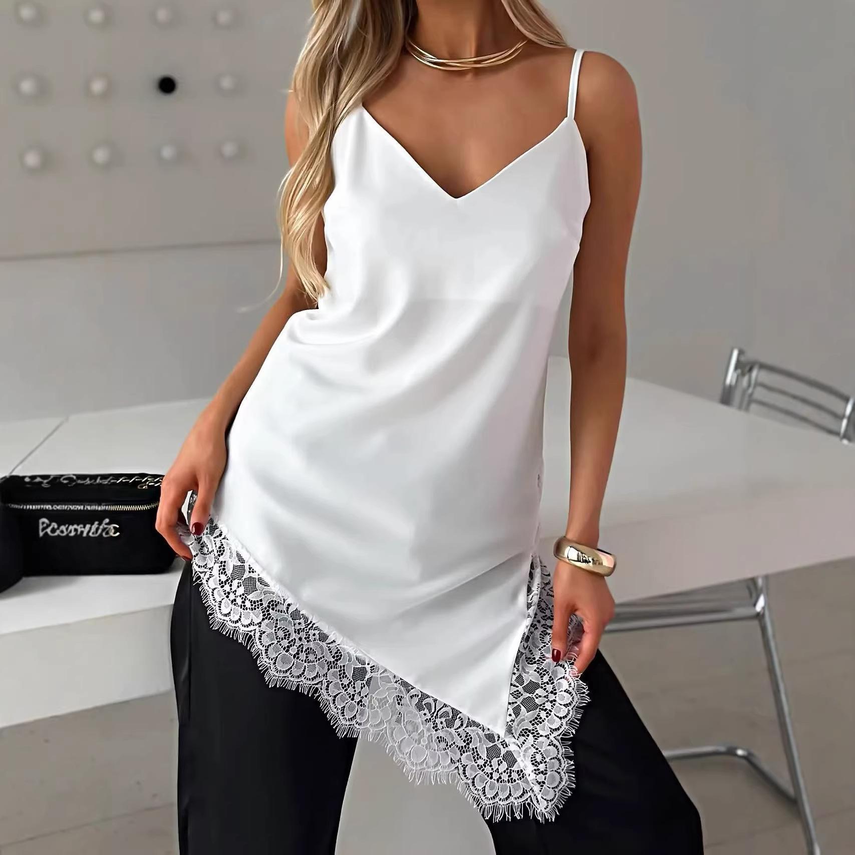 

Autumn And Winter New V-neck Lace Patchwork Camisole Vest With Feminine Style And Fashionable Interior Top L