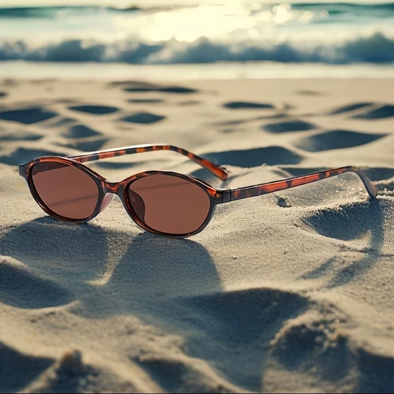 New Vintage-Style Glasses for Women Featuring Tofu Flower Tea