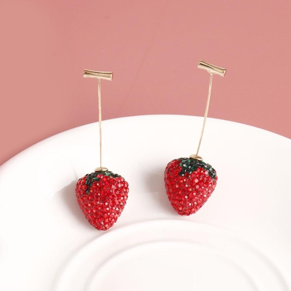 1Pair Rhinestone Strawberry Earrings Temperament Delicate Fruit Pendant Earrings Party Decoration