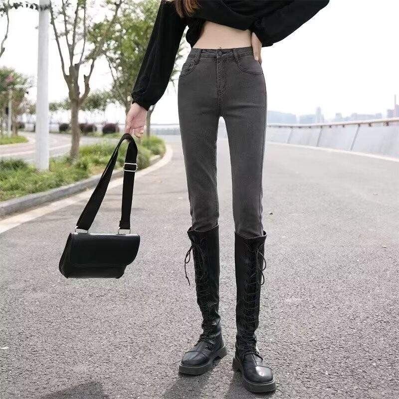 Women's Black High-Waisted Skinny Pencil Jeans