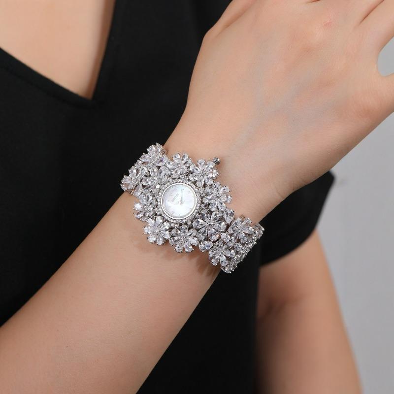 Wedding Language Original Niche Design Exquisite Full of Zircon Gypsy Temperament Watch Female Simple European and American Style