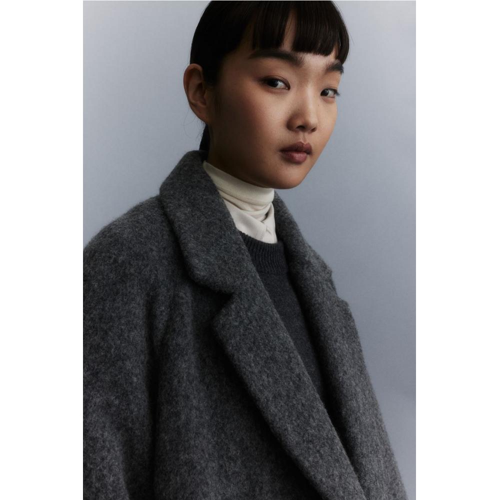 

Двубортное пальто HM темно-серого цвета