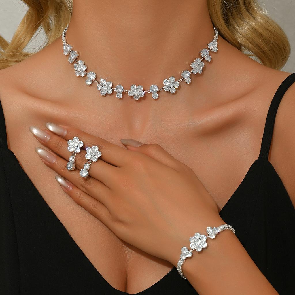 Middle Eastern Simple And Noble Zircon Jewelry Set Four-Claw Necklace Earrings Bracelet Bridal Temperament Set Wedding Accessories