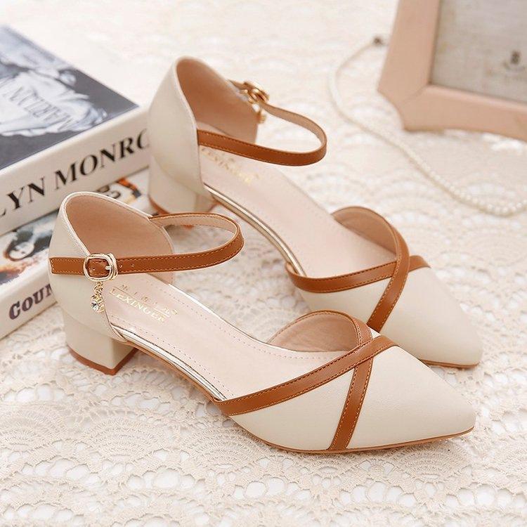 Baotou sandals women's new spring and summer 2025 one-word buckle thick heel medium heel versatile pointed work shoes single shoes women