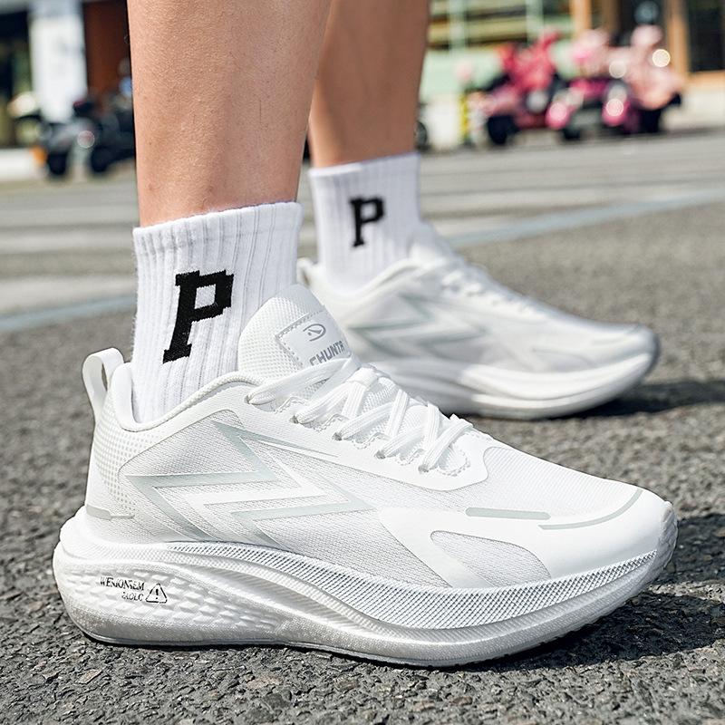 Shoes Men's Sports Shoes Autumn Running Shoes Non-slip Soft Sole Lightweight Running Shoes Versatile Trend Travel and Leisure