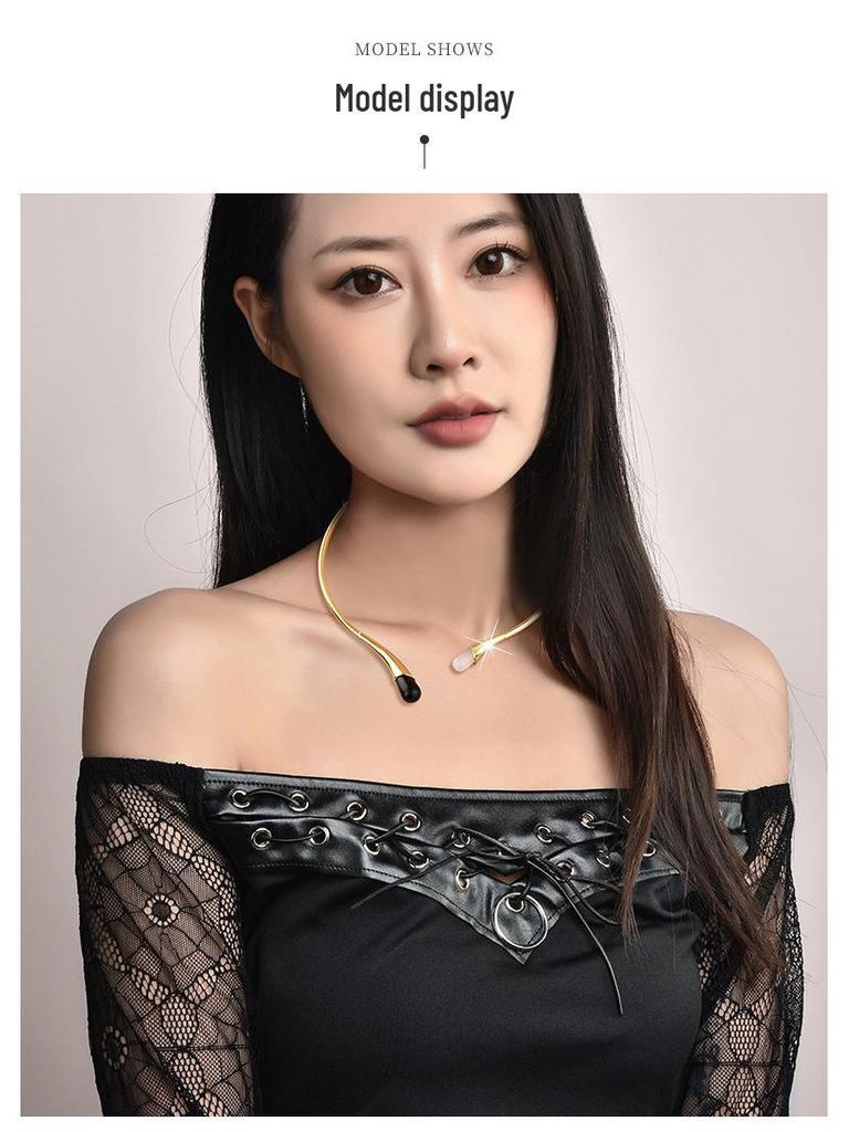 Natural Stone Teardrop Choker Necklace with 18k Gold Plating