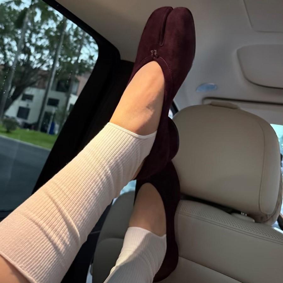 25 New Products~ Retro Split-toed Horseshoe Ballet Shoes Women's Autumn New Sports Wind Soft Sole Folded Shoes