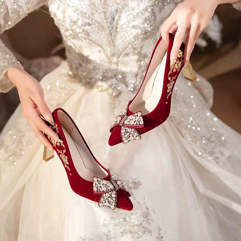 Embroidered Block Heel Single Shoes Women's Pointed Toe Shallow Mouth Pearl Bow Slip-On Pump Heels