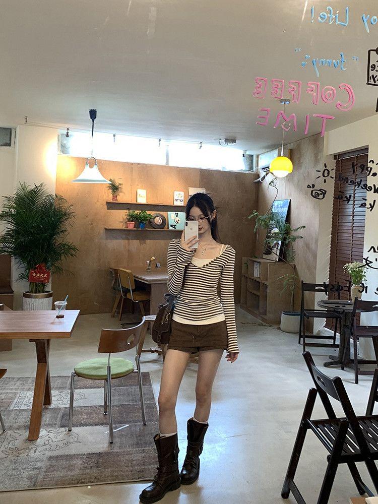 Korean-Style Coffee Striped V-Neck Slimming Two-Piece Women's Long Sleeve Top for Autumn/Winter