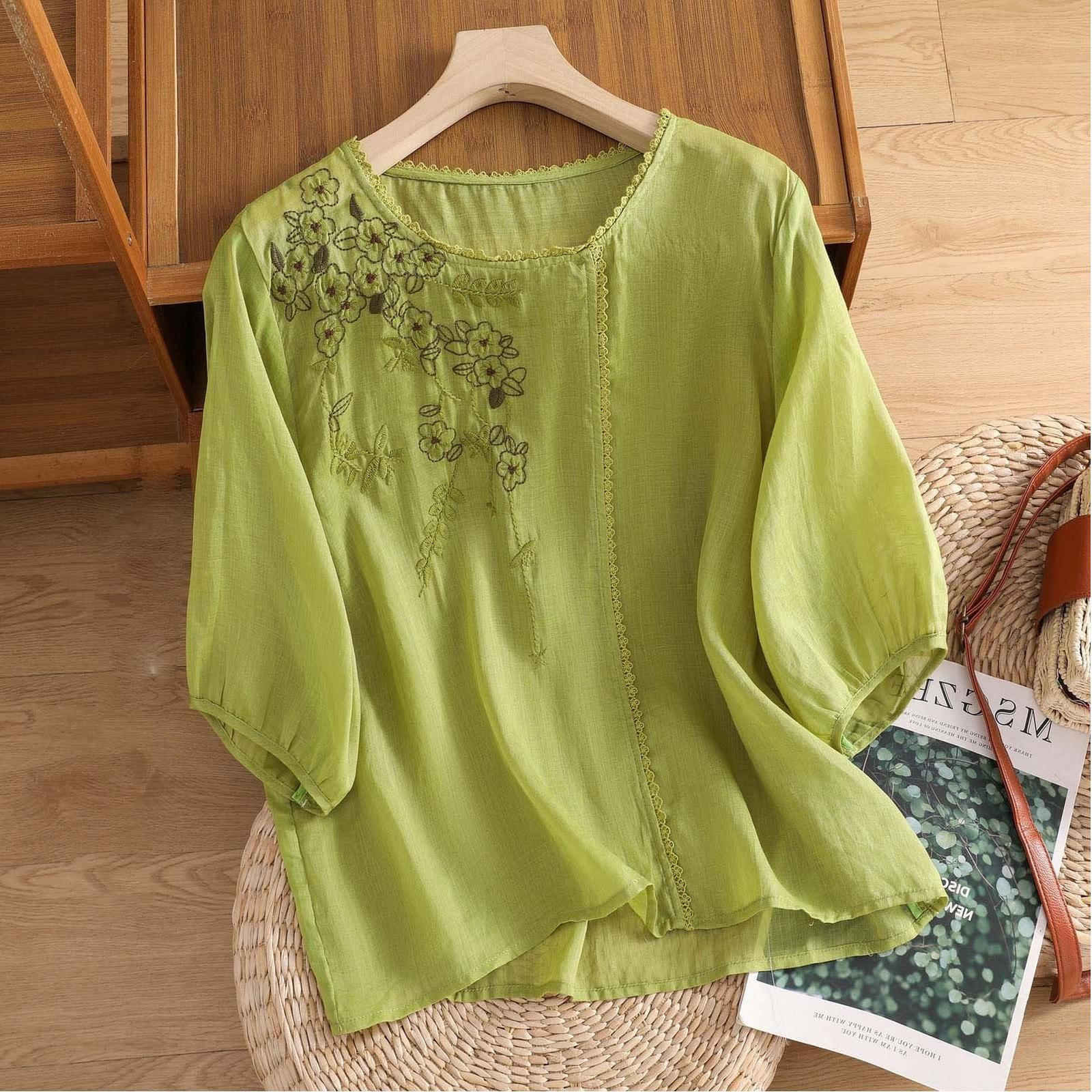 Women s Cotton And Linen Embroidered Loose Retro Round Neck Pullover Top M