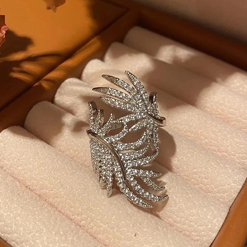 

CAOSHI Shinning Feather Finger Ring Female Party Zircon with Brilliant Zirconia Gorgeous Trendy Accessories for Anniversary 10