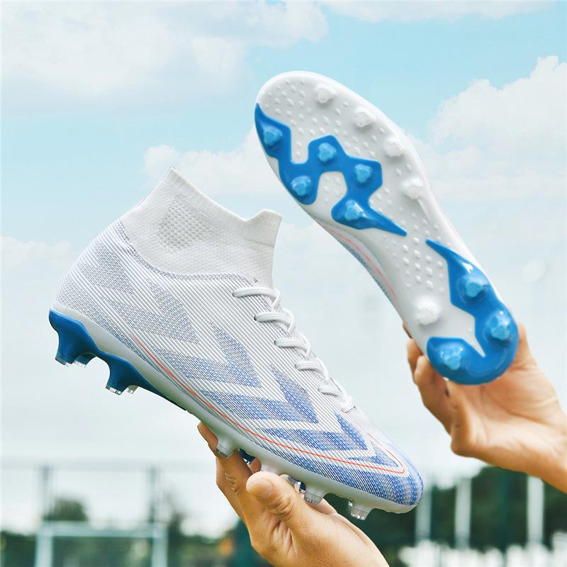 2025 New FOOTBALL SHOES Youth Game Football Shoes Long Nails Broken Nails