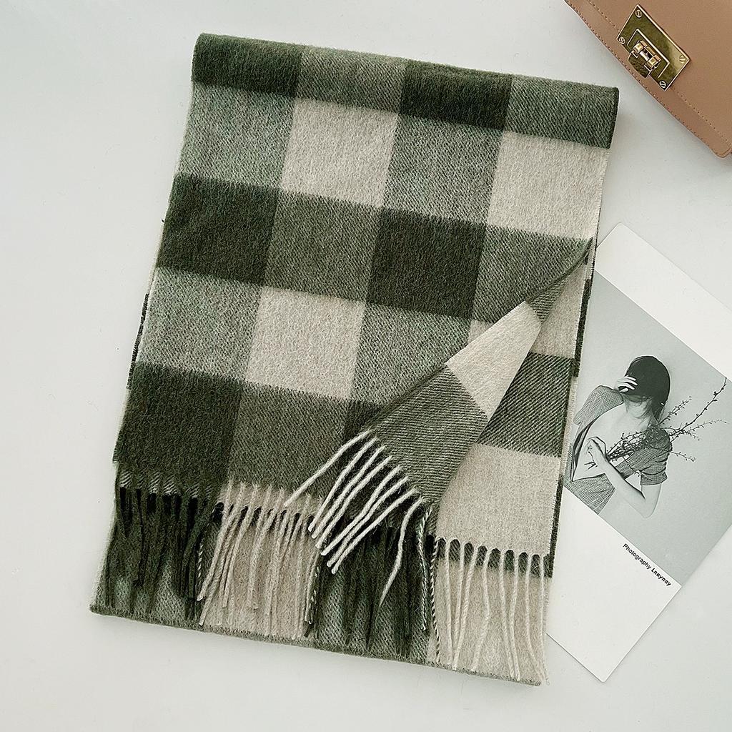 100% Pure Wool Scarf Female Winter Warm Cashmere Shawl Checkerboard Couple Accessory Outdoor Wrap Windproof Scarf