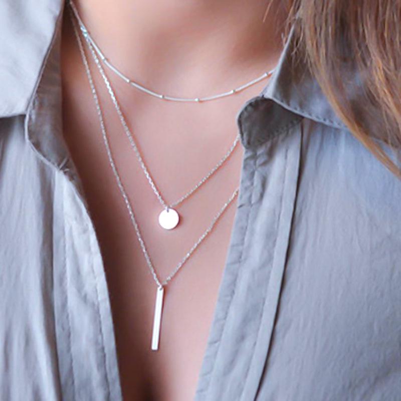 

Hot-selling new models, copper bead chains, sequins, metal strips, multi-layer short necklaces. золотой