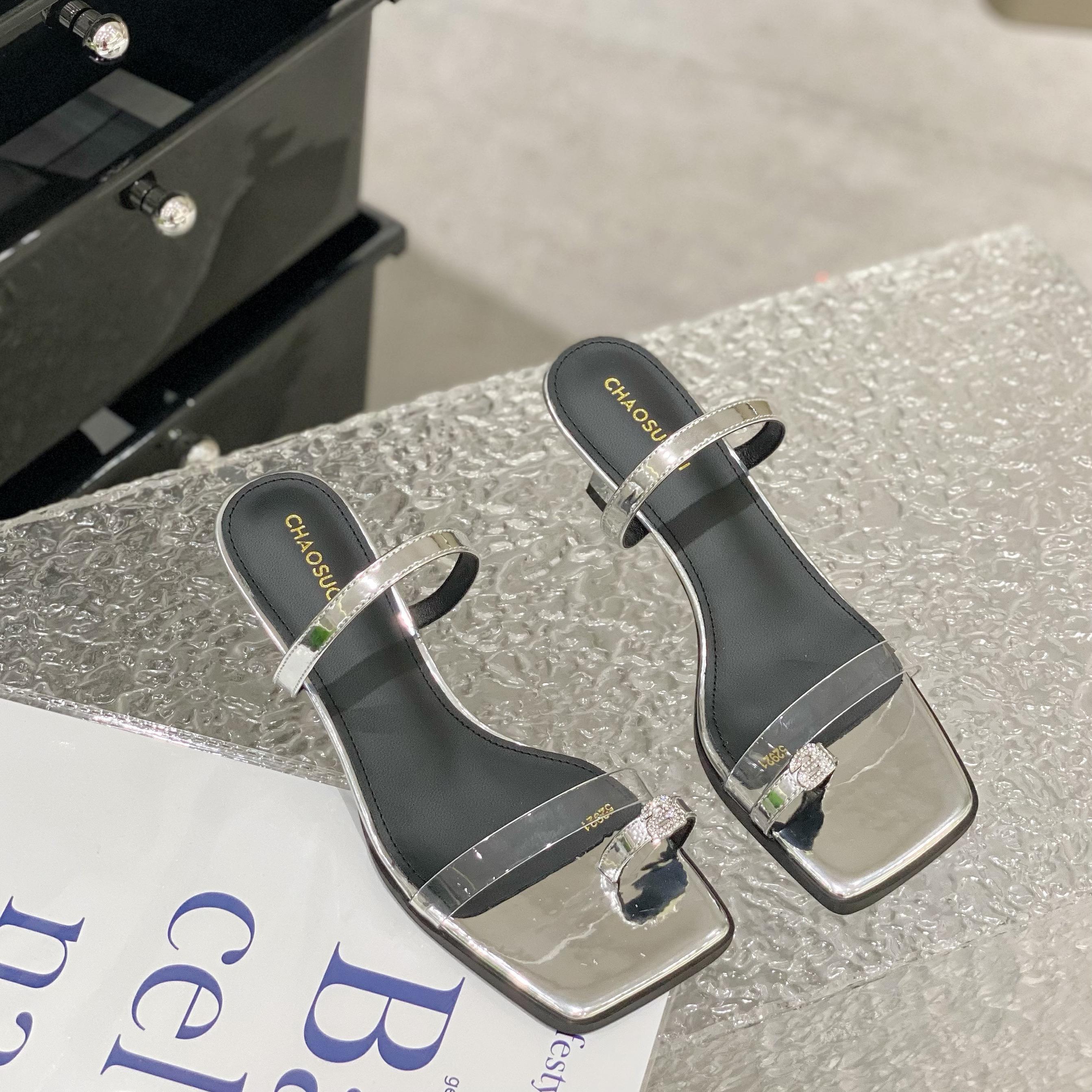 

модные летние новые сексуальные прозрачные босоножки на толстом высоком каблуке женские туфли серебристые квадратные босоножки с открытым носком на щиколотке с пряжкой темпераментные босоножки 40 серебряный