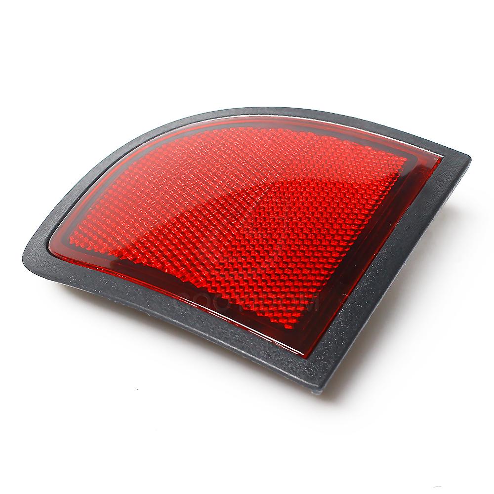 Left / RIght Rear Bumper Taillight For Mitsubishi L200 2005-2015 Reflector Light Parking Brake Light Reflector Light 8355A015