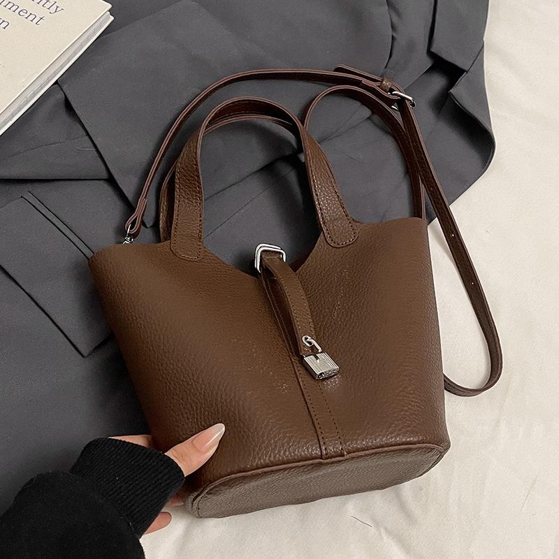 

Популярная супер огненная простая темпераментная портативная сумка-ведро с узором личи, повседневная легкая роскошь, однотонная, с изысканным чувством, сумка-мессенджер, сумка женская