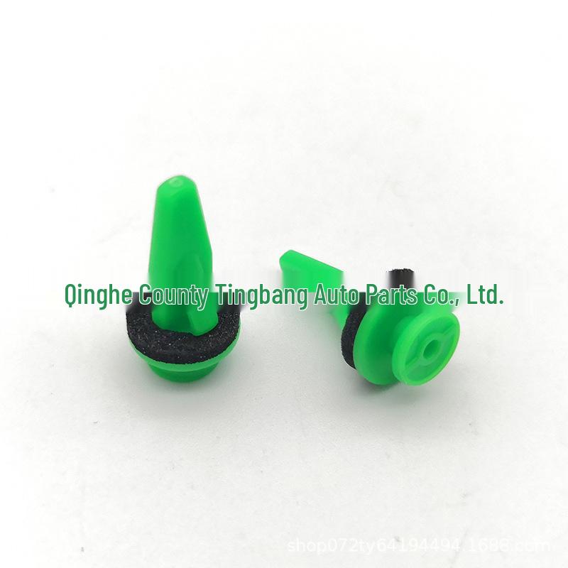 

Mazda Axela CX-4/CX-5 Rearview Mirror Triangle Panel Fixing Clip Cover Mazda Axela CX-4 CX-5