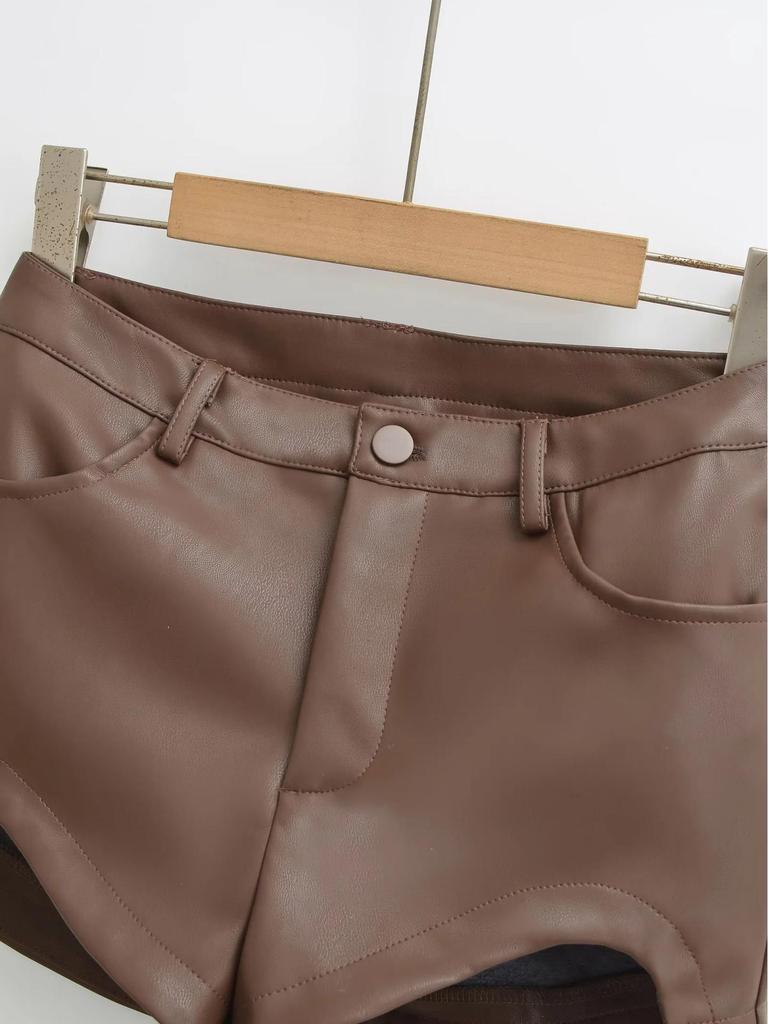 American Retro Style Slimming PU Leather Shorts with Hip Padding for Petite Figures
