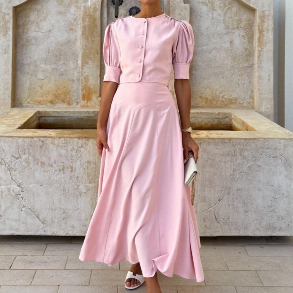 Retro Sweet Wind-pressed Pleated Solid Color Puff Sleeve Top, High-waisted Slimming Half-length Skirt, Temperament Versatile Suit