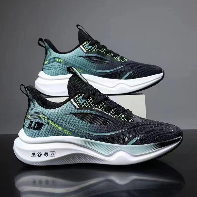 Men's shoes fashion trend new men's lightweight running shoes outdoor casual sports shoes mesh breathable shoes