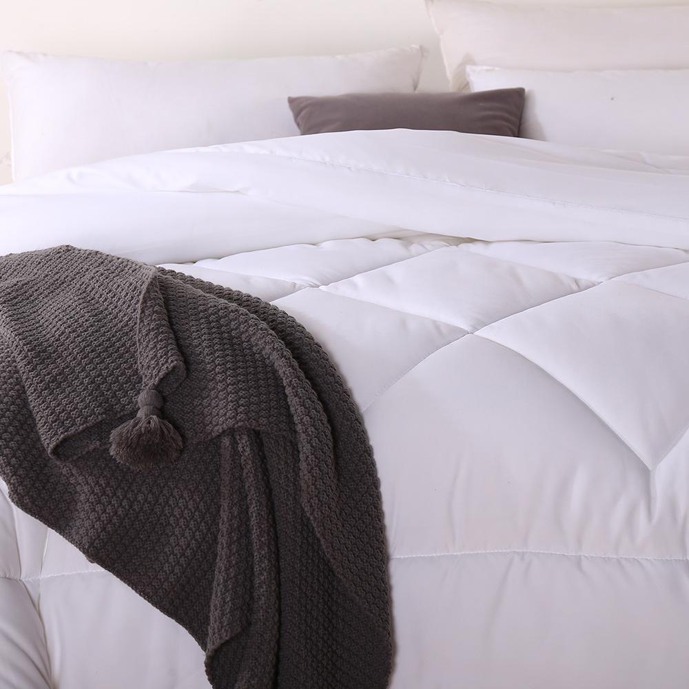 Hotel Duvet: Down Alternative Quilt for Guest Room - All-Season Cotton Quilt, Thickened Four Seasons Hotel Linen