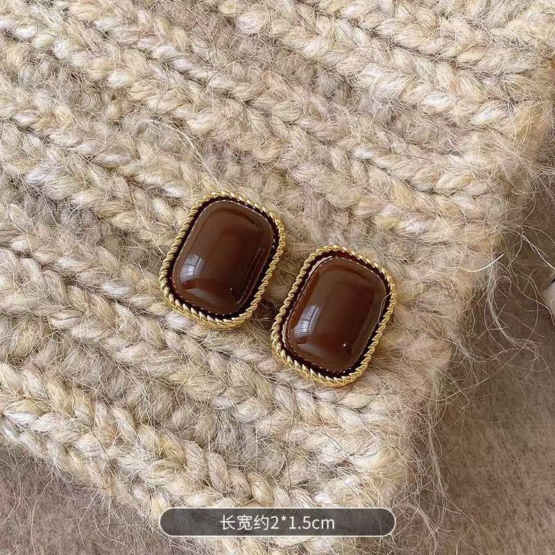 Vintage Coffee Enamel Earrings for Women Simple Exquisite Square Geometric Pattern New Style Jewelry Birthday Party Gifts