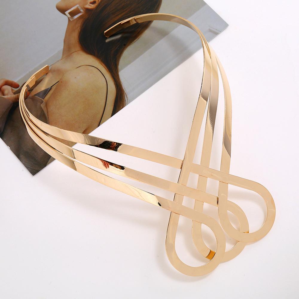 Geometric Metal Choker Necklace With Water Wave Chain For Punk Fashion Enthusiasts