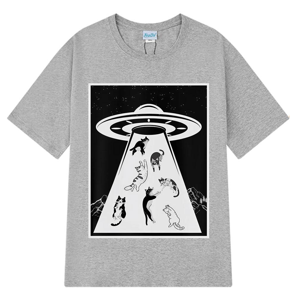 Funny UFO Cat Alien Abduction Cats  Novelty Graphic Tees Men Women Vintage T-shirt Short-sleeved Cotton Fashion Casual T-shirts