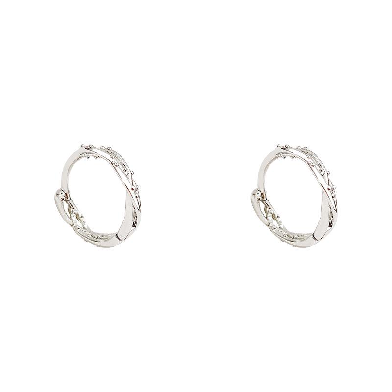 South Korean Elegant Zircon Hoop Earrings - Trendy, Versatile Plain Hoops with Love Design