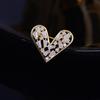 Broche Elegante em Forma de Coração Antiexposição: Broche Fofo de Estilo Japonês e Coreano para Corsages e Golas da Moda