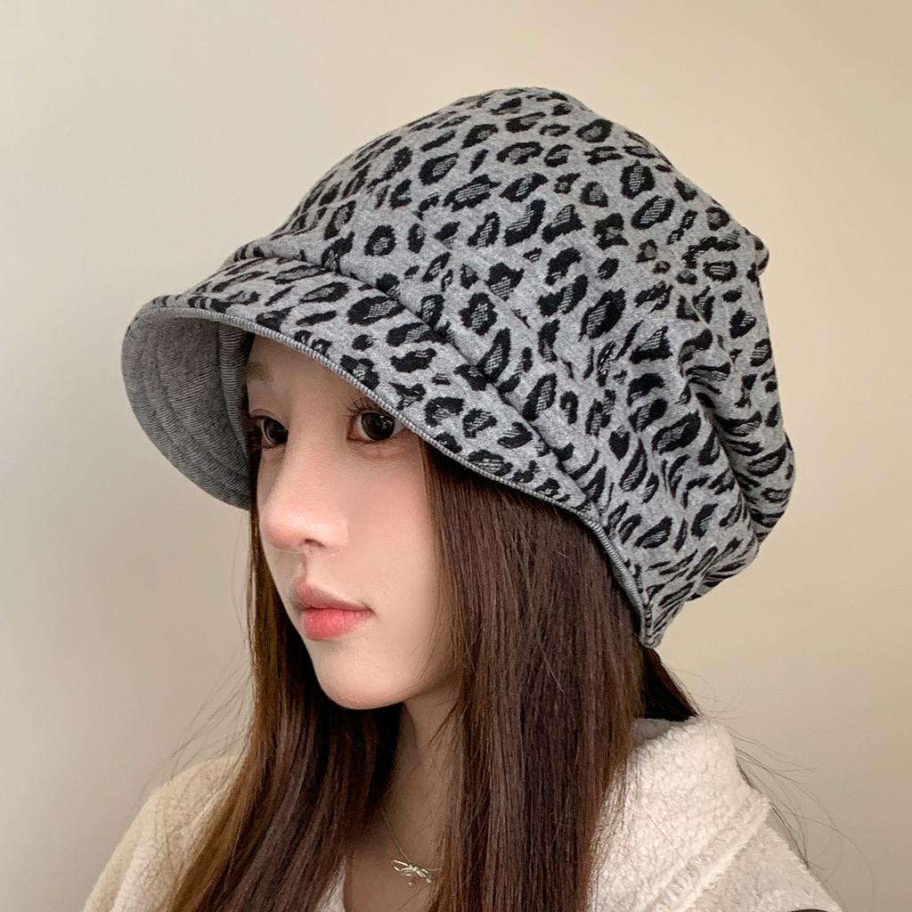 Internet celebrity confinement hat women's black autumn and winter warm knitted versatile pullover stack hat head hat double-sided cold hat