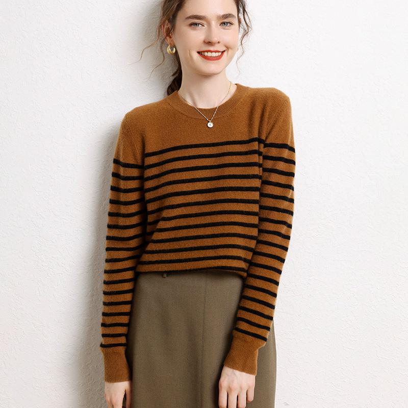 Women's Loose Fit Striped Cashmere Knit Pullover Sweater, Round Neck, Long Sleeve, Korean Style Base Layer