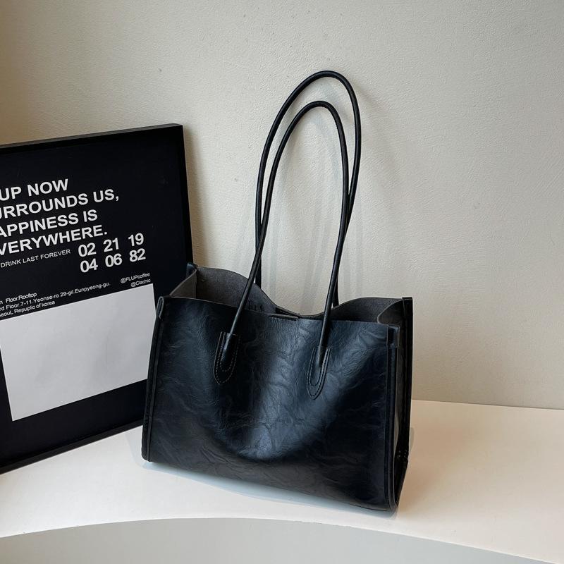 

Retro Commuter Style Large Bag, Stress-relieving, Fashionable and Stylish Tote Bag, Large-capacity Single-shoulder Bag чёрный