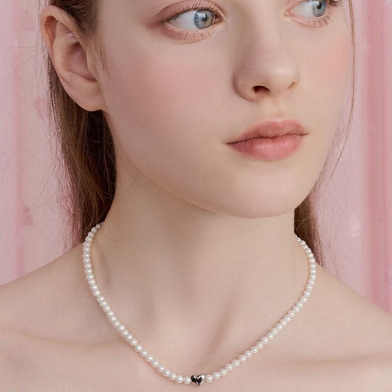 engbrox Sweetheart Pearl Necklace