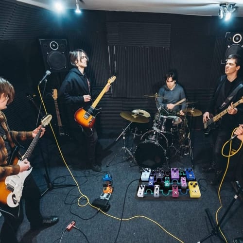 Limnyves Guitar Pedal Board, Guitar Effect Pedal Board, Aluminum Alloy Pedal Board with Carrying Bag, Effect Pedal Plate, Compact