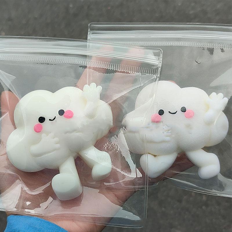 Latest Cloud Pinch Press Gentle Recovery Decompression Toys Creative Cloud Pinch Soft Glossy Flocking Stress Relief Vent Sensory Toy