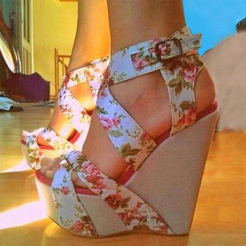 Eilyken Sandalias de plataforma de cuña a la moda de verano para mujer, zapatos con hebilla y correa de seda estampada, sandalias informales sexis para fiesta femenina, zapatos
