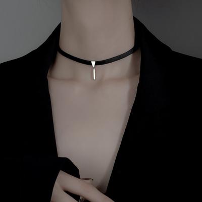Náhrdelníky a prívesky – Choker náhrdelníky