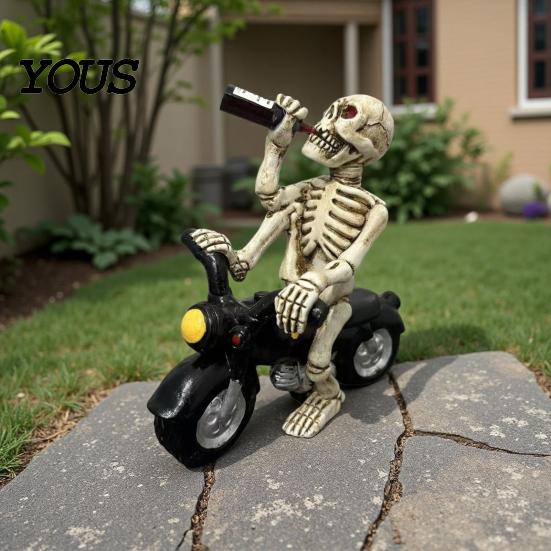 Motorcycle Enthusiast Presents Gothic Skeleton Rider Figurine, Vintage Biker Skull Statue, Figurines Halloween Tabletop Decor Ornament, Gift