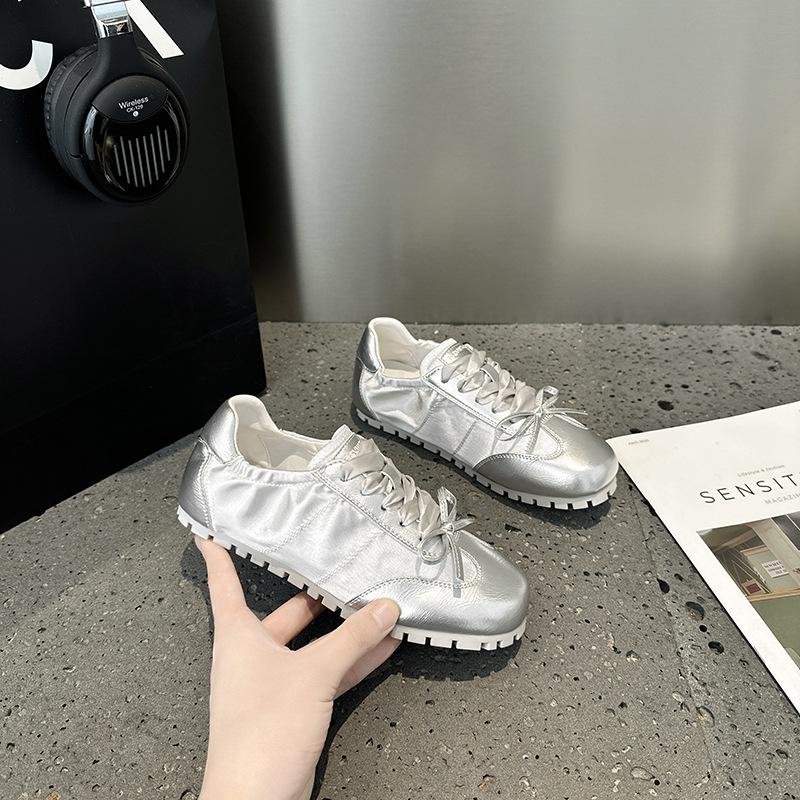 

Новые весенние женские балетки, модные элегантные туфли с круглым носком и перекрестными ремешками, женские удобные балетки в уличном стиле на мягкой подошве 35 серебряный