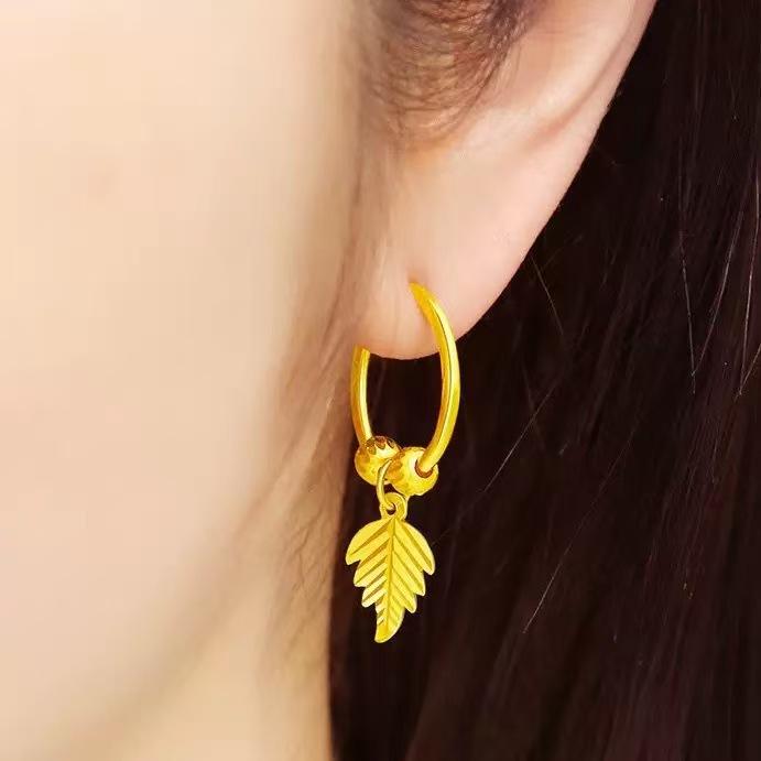

Maple Leaf Earrings Transfer Beads Earrings Ear Raising Simulation Gold Wedding Gift Earrings