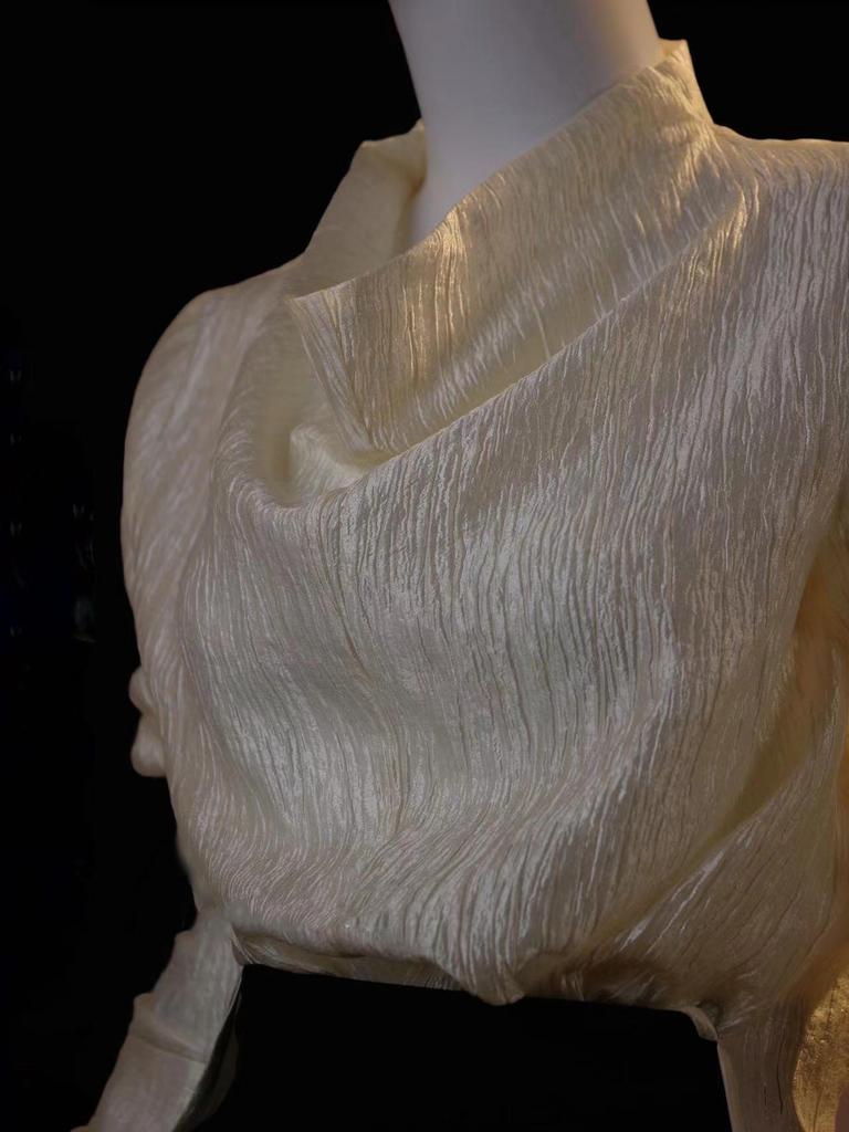 2026 Early Spring Niche Designer Flowing Gold Elegant Shirt