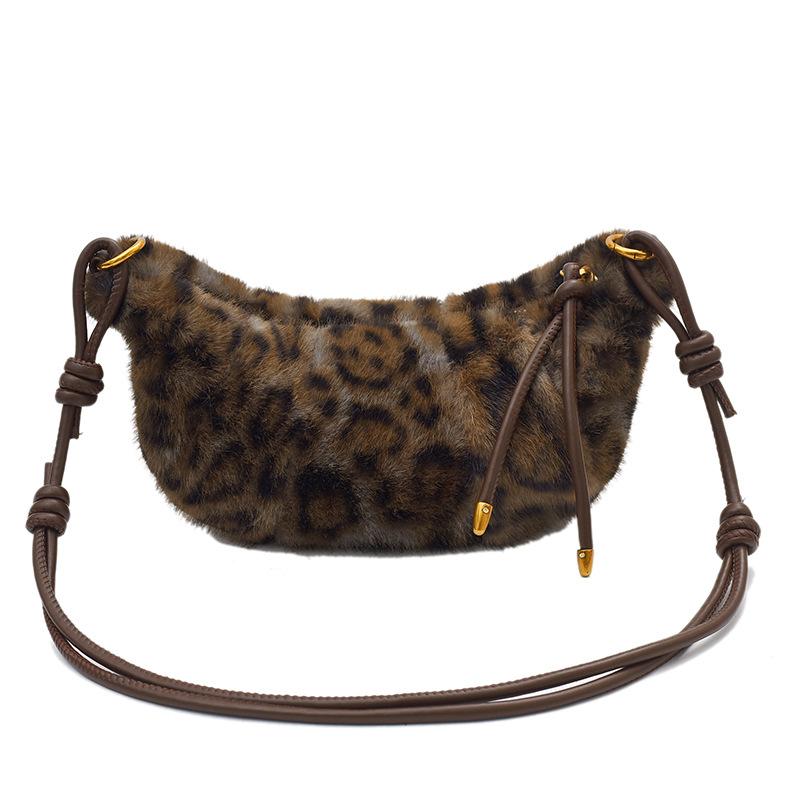 Retro style personalized leopard print Mao Mao women's dumpling bag autumn and winter new versatile commuter shoulder messenger bag