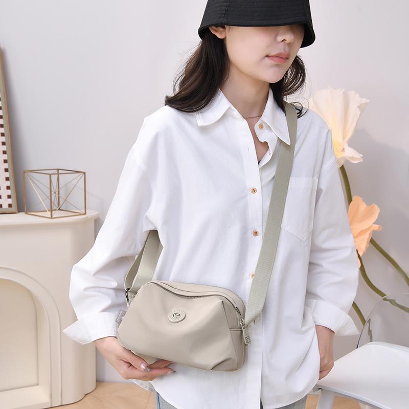 Large Capacity Shoulder Bag Lightweight Crossbody Bag