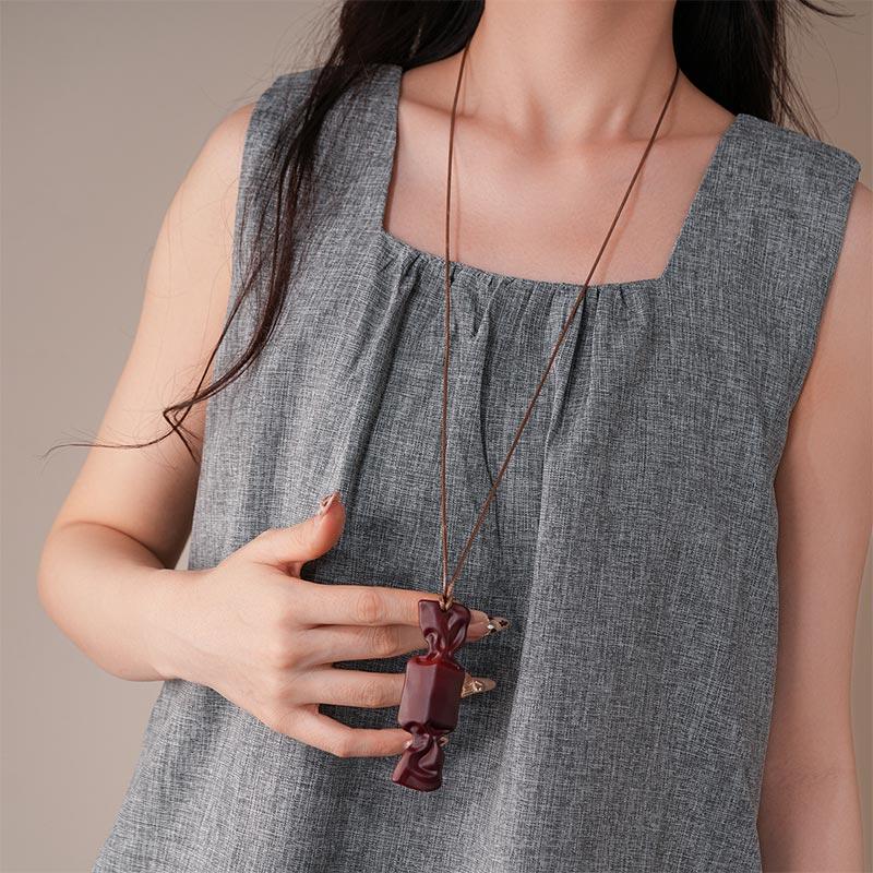 Forward Fashion Candy Themed Pendant Necklace Wax Cord For Daily Accessories Sweater Chain For Women Charming Bag Pendant